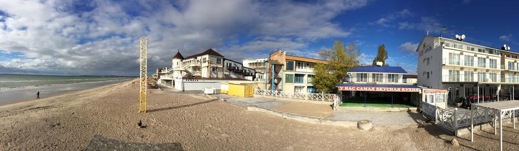 Vip Hotel Kobleve Exterior foto