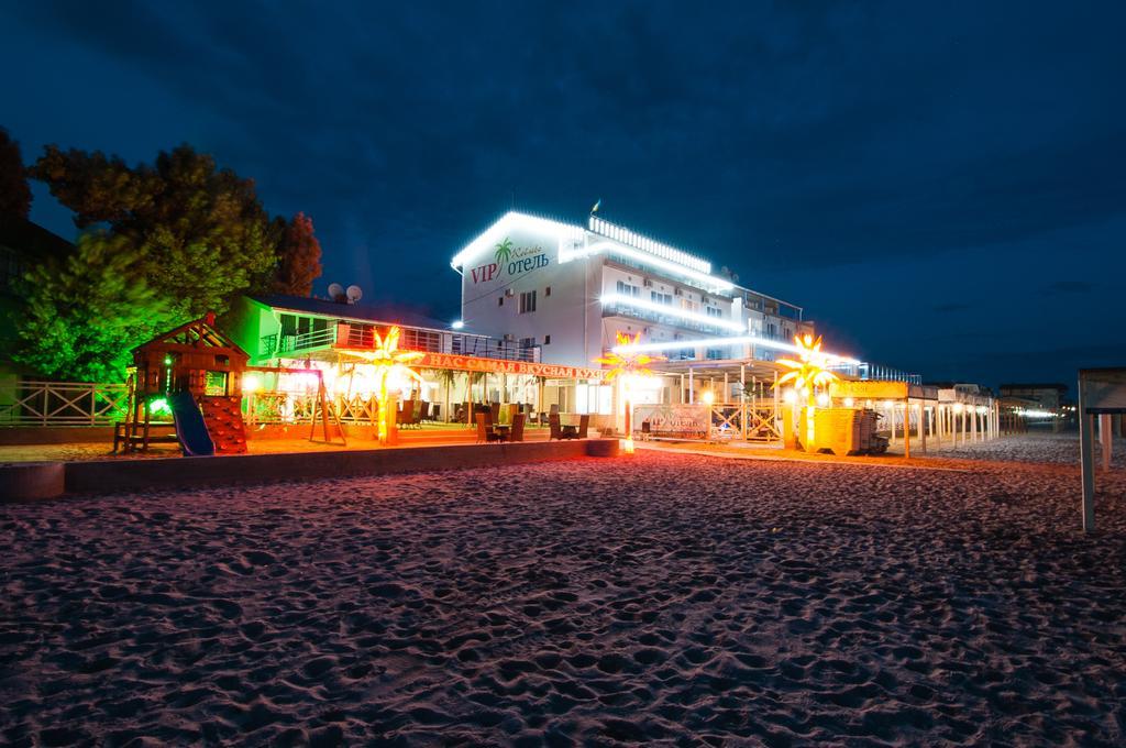 Vip Hotel Kobleve Exterior foto